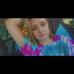 Meet your Posher, Lacy